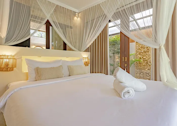 Asyik, Bidadari * Seminyak